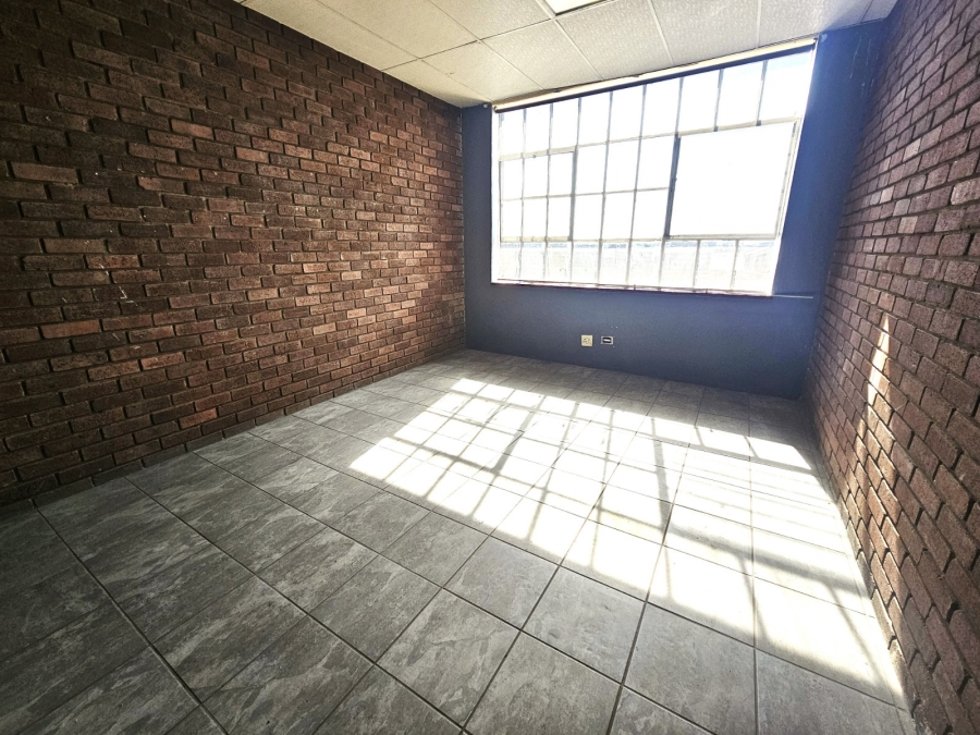 To Let Commercial Property for Rent in Rustenburg Rural North West